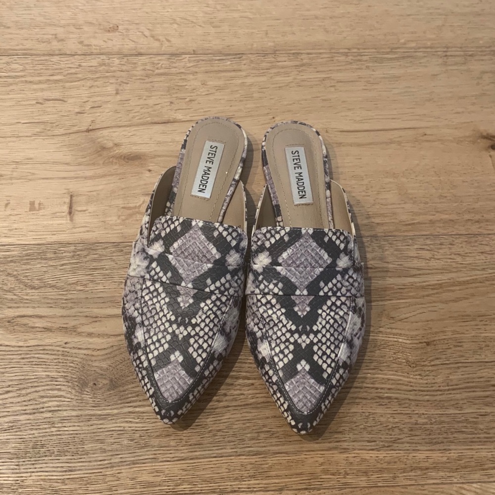 Steve Madden Snakeprint Mules 7.5M